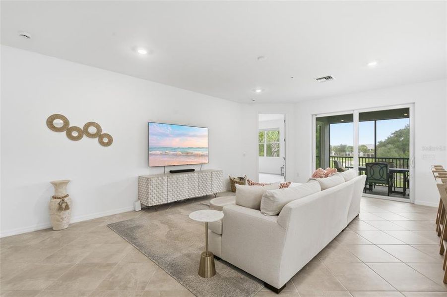 Furnished interior view inside a new home in , Punta Gorda (Image 32). Furnished interior view inside a new home in , Punta Gorda (Image 32).