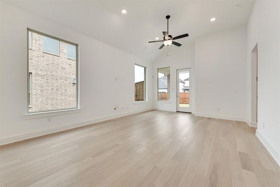 Spacious, unfurnished interior of a new home in Edgewater, Royse City (Image 27). Spacious, unfurnished interior of a new home in Edgewater, Royse City (Image 27).