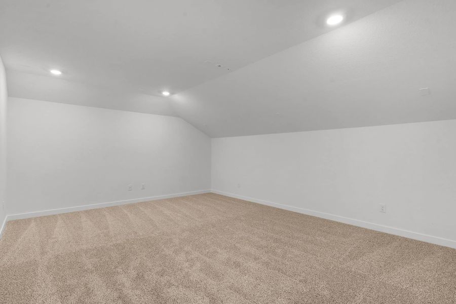 Spacious, unfurnished interior of a new home in Lariat, Liberty Hill (Image 80).