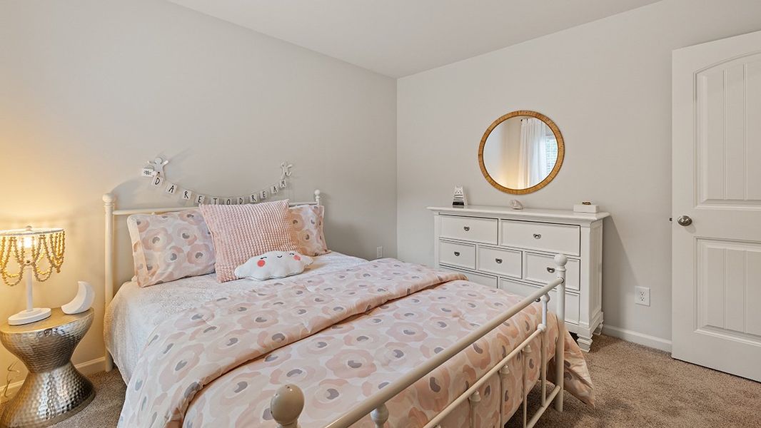 Representative furnished interior of a home built from the ROBIE by D.R. Horton in Pointe Park, Union City (Image 36).