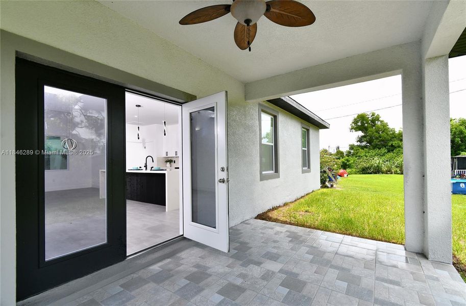 Image 27 of a home in . Image 27 of a home in .