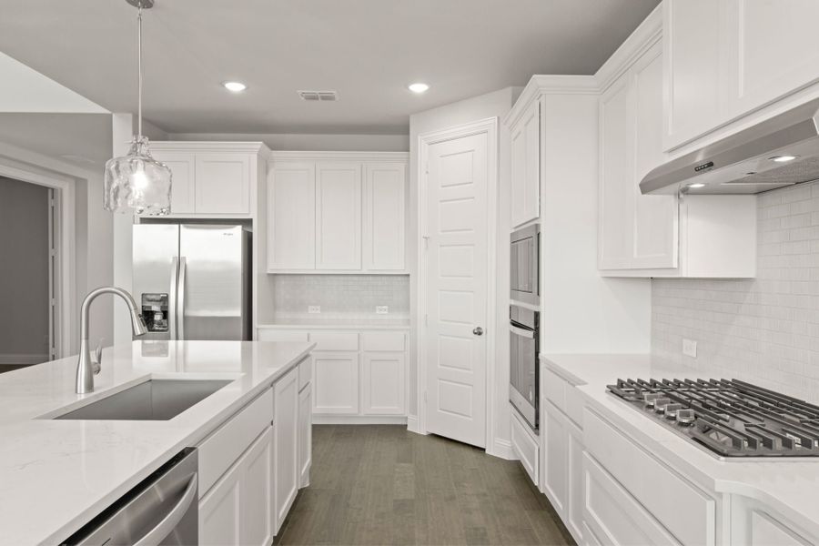 4,007sf New Home in Rockwall, TX. - Slide 15 4,007sf New Home in Rockwall, TX. - Slide 15