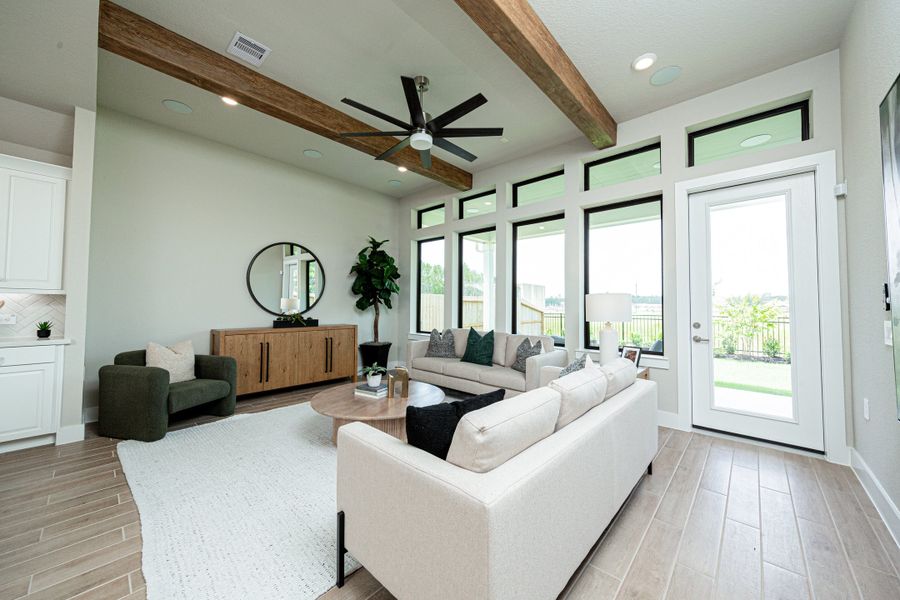 Representative furnished interior of a home built from the Serendipity by Beazer Homes in Jordan Ranch, Katy (Image 6).