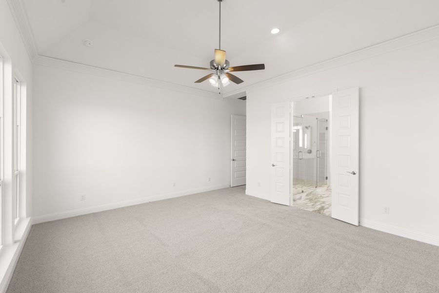 Spacious, unfurnished interior of a new home in Nelson Lake Estates, Rockwall (Image 25). Spacious, unfurnished interior of a new home in Nelson Lake Estates, Rockwall (Image 25).