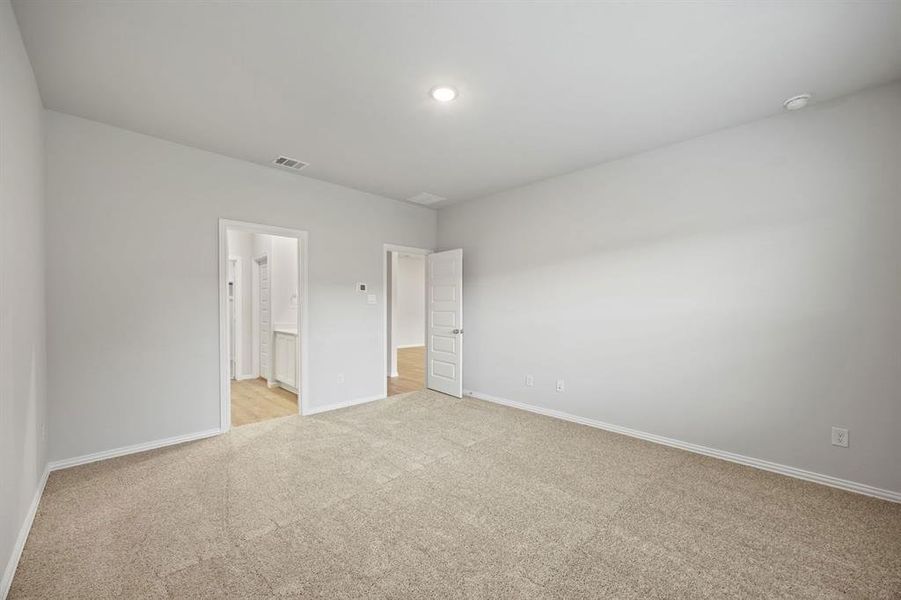 17-web-or-mls-3301-royal-frst-dr