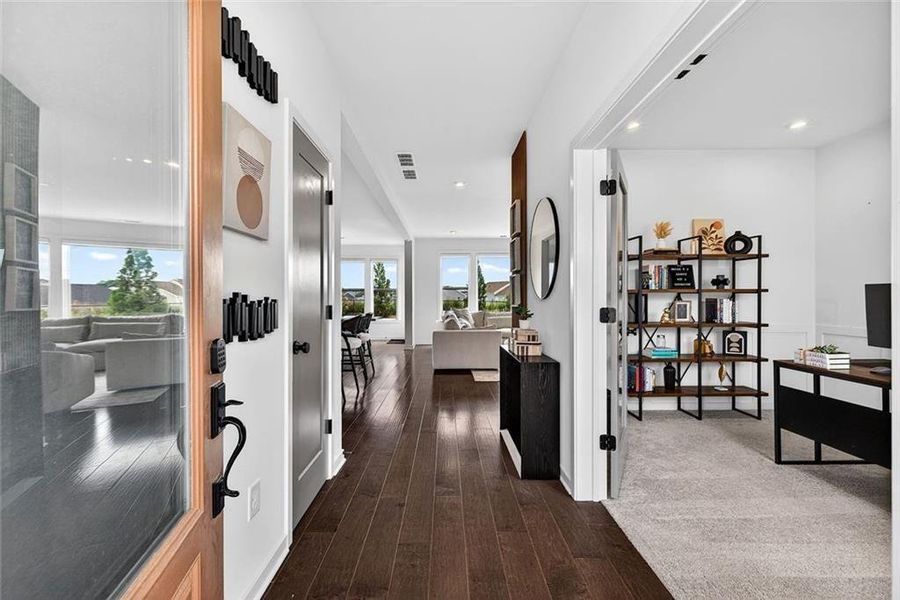 Furnished interior view inside a new home in Sweetbay Farm, Lawrenceville (Image 16).