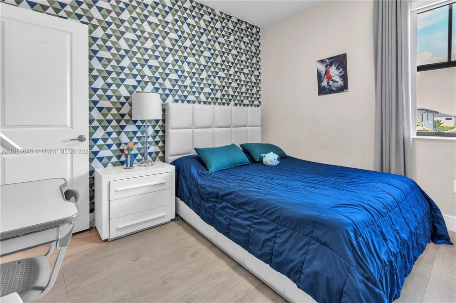 Furnished interior view inside a new home in , Miramar (Image 41).