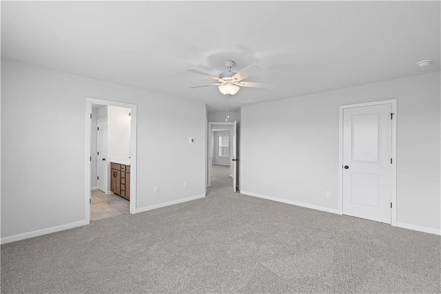 Spacious, unfurnished interior of a new home in Reunion, Flowery Branch (Image 31). Spacious, unfurnished interior of a new home in Reunion, Flowery Branch (Image 31).