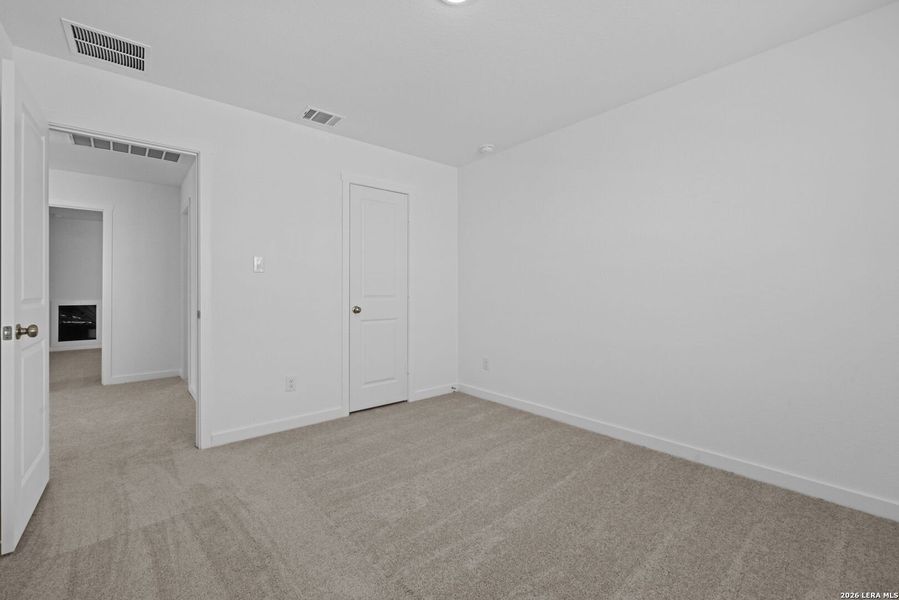 Spacious, unfurnished interior of a new home in Voss Farms, New Braunfels (Image 14). Spacious, unfurnished interior of a new home in Voss Farms, New Braunfels (Image 14).