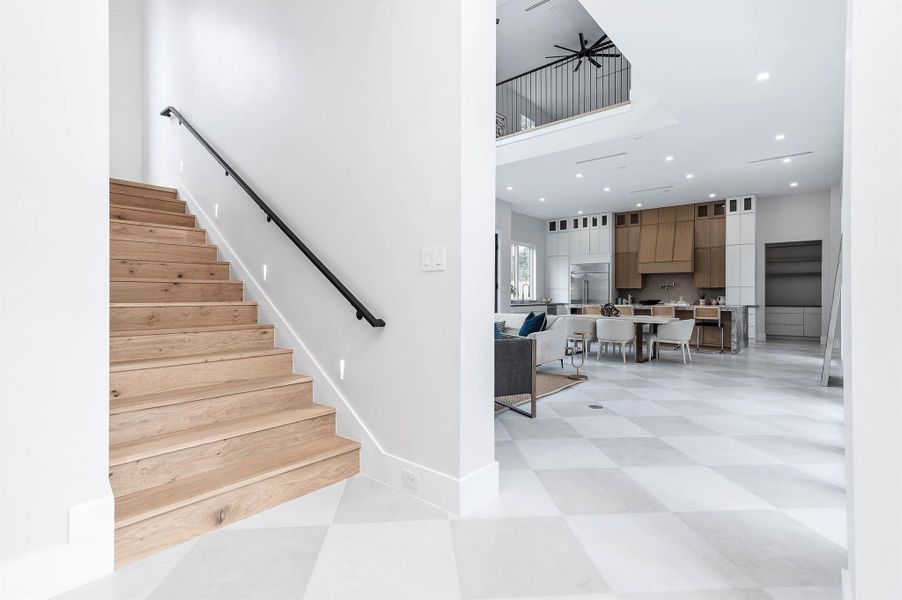 Spacious, unfurnished interior of a new home in , Houston (Image 25).