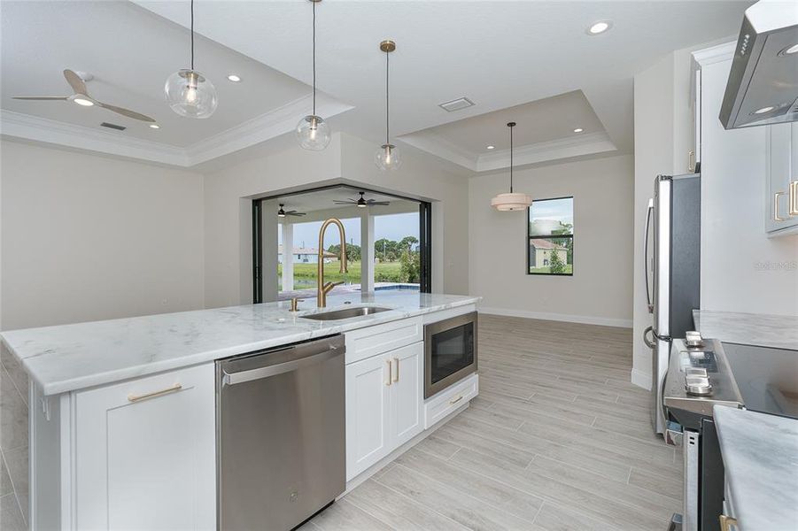 Catalina built at 211 Tournament Rd