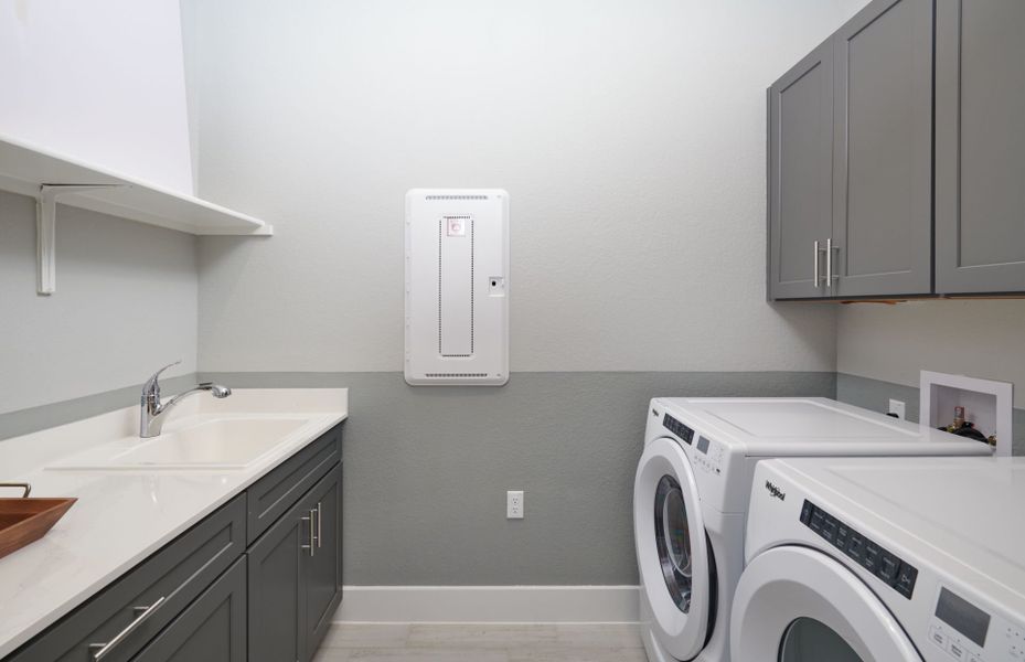 Representative furnished interior of a home built from the Stellar by Del Webb in Del Webb Austin at Lost Pines, Bastrop (Image 27). Representative furnished interior of a home built from the Stellar by Del Webb in Del Webb Austin at Lost Pines, Bastrop (Image 27).