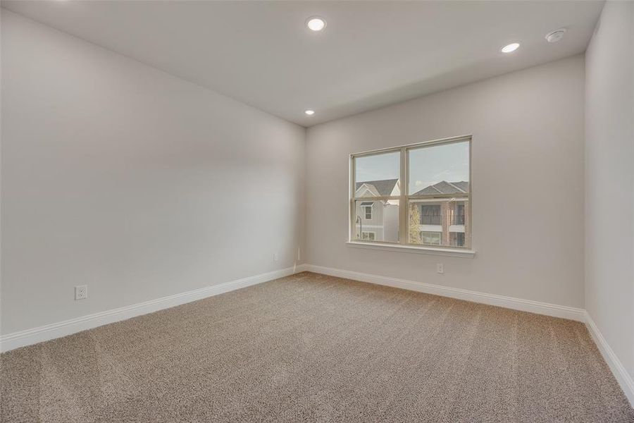 Spacious, unfurnished interior of a new home in Bayside, Rowlett (Image 21). Spacious, unfurnished interior of a new home in Bayside, Rowlett (Image 21).