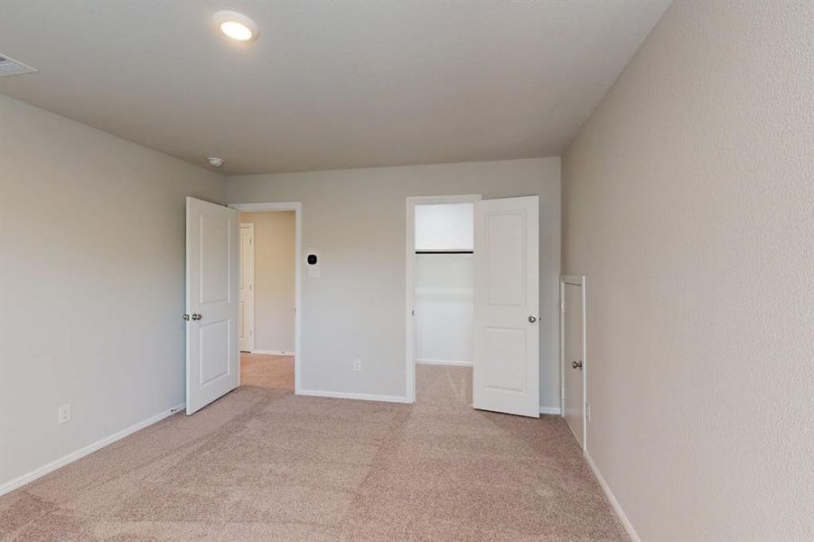 Spacious, unfurnished interior of a new home in Forest Park, Princeton (Image 16). Spacious, unfurnished interior of a new home in Forest Park, Princeton (Image 16).