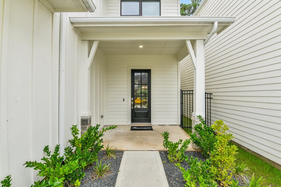 Exterior details and patio area of a home in Summer Place  35', Montgomery (Image 3).