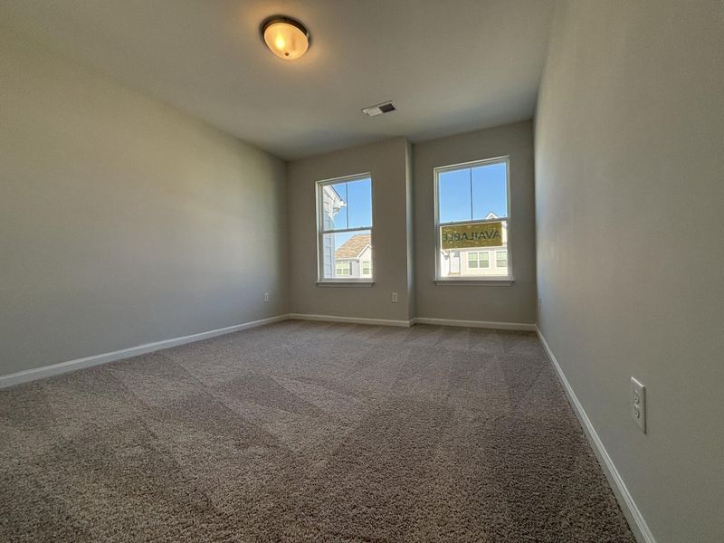 Spacious, unfurnished interior of a new home in Riverbrooke Townhomes, Simpsonville (Image 11).