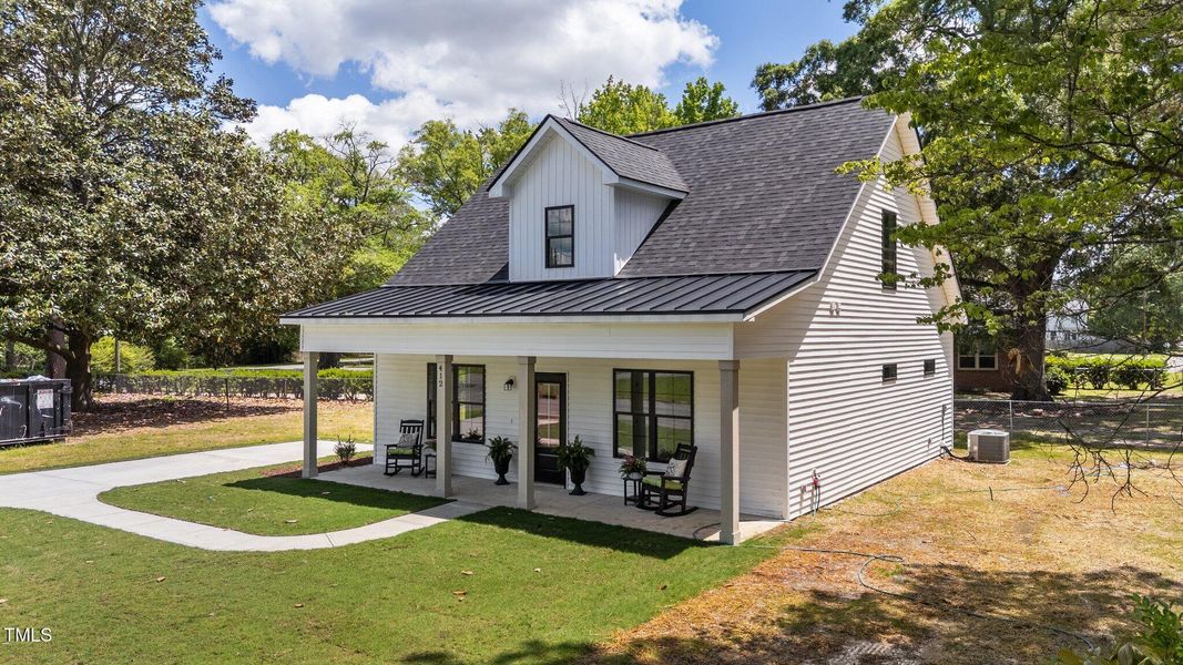 412 N Green - Front 2