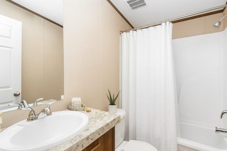 Image 34 of a home in .