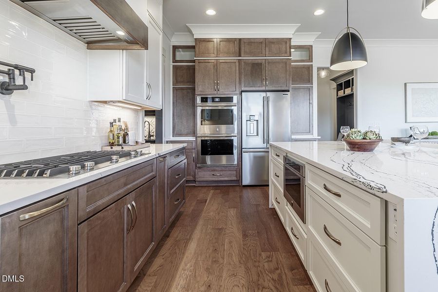3900_BERKELY_TOWN_LANE_18_sm