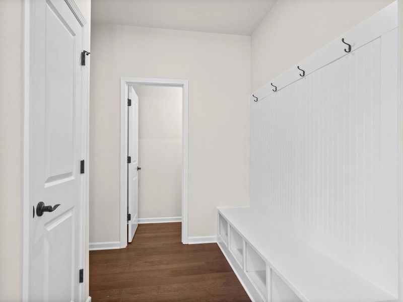Representative unfurnished interior of a home built from the The Glenwood D by Davidson Homes LLC in Kelly Preserve, Loganville (Image 27).