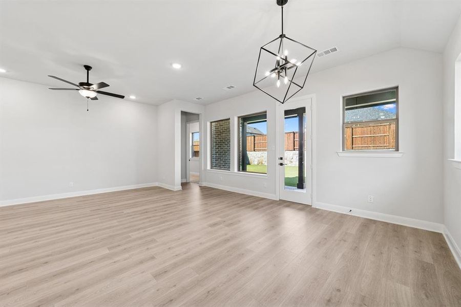 Spacious, unfurnished interior of a new home in Mantua Point Classics, Van Alstyne (Image 21). Spacious, unfurnished interior of a new home in Mantua Point Classics, Van Alstyne (Image 21).