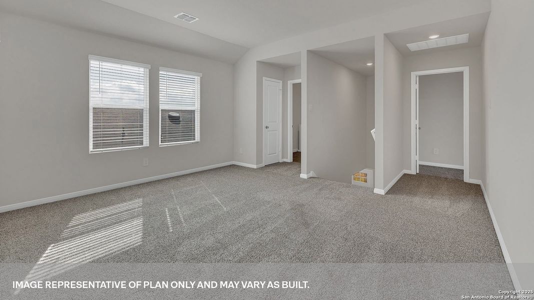 Spacious, unfurnished interior of a new home in Paramount, Kyle (Image 19).