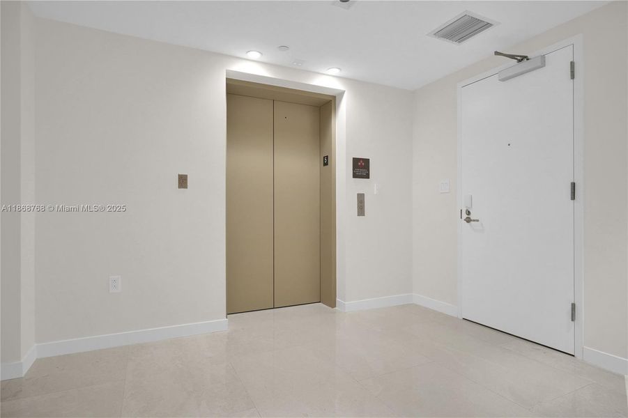 Private Elevator Entry - Opening Directly into Residence Private Elevator Entry - Opening Directly into Residence