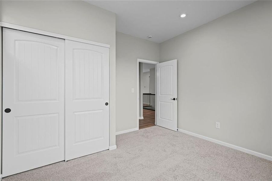 Spacious, unfurnished interior of a new home in Laurel Farms, Dallas (Image 30). Spacious, unfurnished interior of a new home in Laurel Farms, Dallas (Image 30).