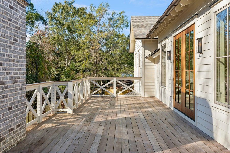 Exterior details and patio area of a home in , Mount Pleasant (Image 4).