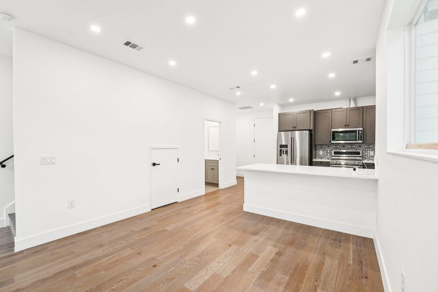 Furnished interior view inside a new home in , Austin (Image 14). Furnished interior view inside a new home in , Austin (Image 14).