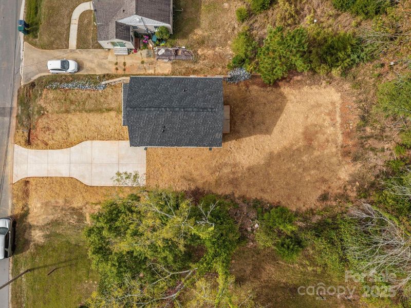 Image 38 of a home in . Image 38 of a home in .