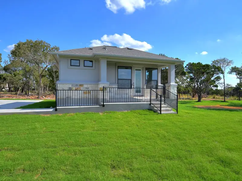 Representative exterior details of a home built from the Casita by Giddens Homes in Whispering Wind, Bertram (Image 3).
