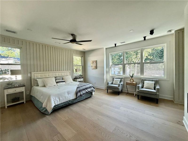Furnished interior view inside a new home in , Dunwoody (Image 17).