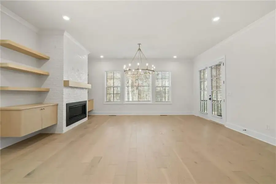 Spacious, unfurnished interior of a new home in Waterside Single Family, Peachtree Corners (Image 13). Spacious, unfurnished interior of a new home in Waterside Single Family, Peachtree Corners (Image 13).