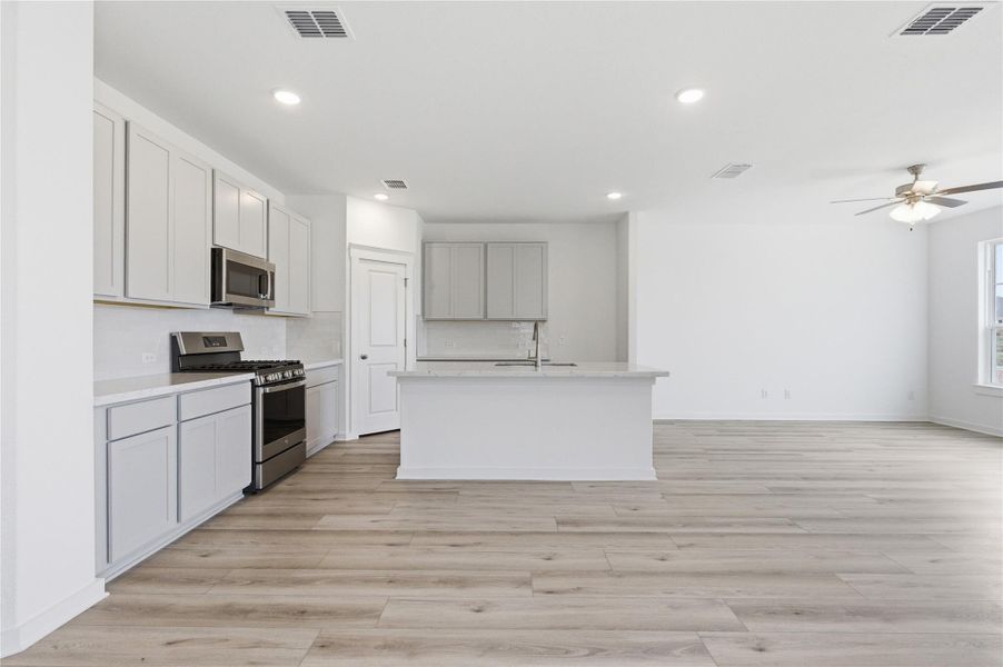 Furnished interior view inside a new home in Infinity Square, Kyle (Image 12).