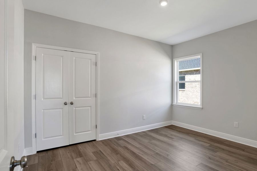 Representative unfurnished interior of a home built from the Drexel by Maronda Homes in Bellview Pointe, Bellview (Image 15).