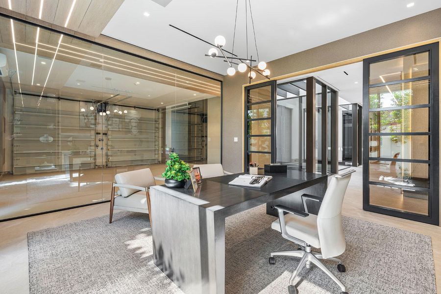 1520_Royal_Palm_Way_51