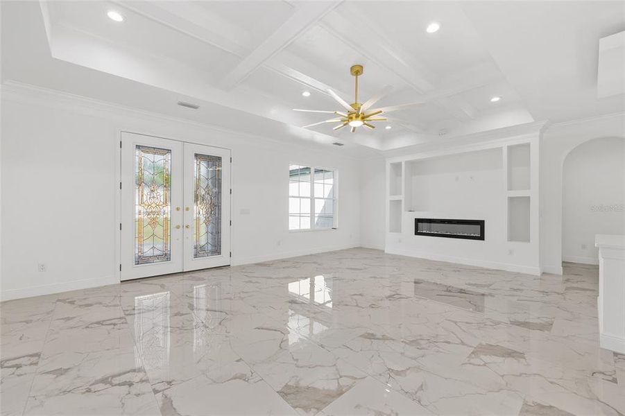 Spacious, unfurnished interior of a new home in , Ocala (Image 33).