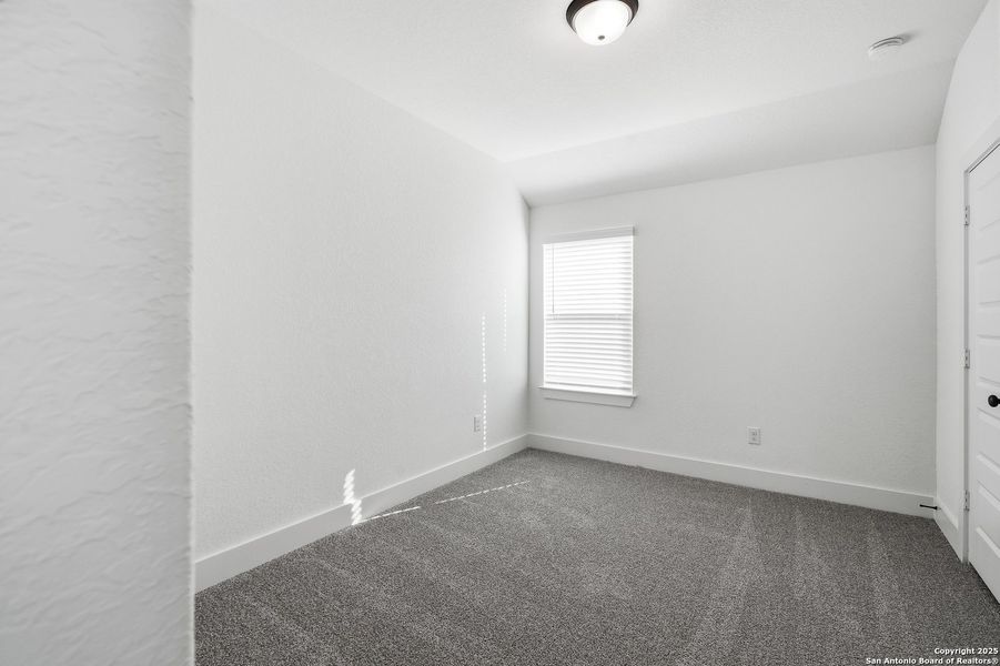 Spacious, unfurnished interior of a new home in Stillwater Ranch, San Antonio (Image 22). Spacious, unfurnished interior of a new home in Stillwater Ranch, San Antonio (Image 22).