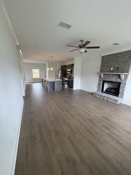 Spacious, unfurnished interior of a new home in Rookers Bend, Smyrna (Image 11).