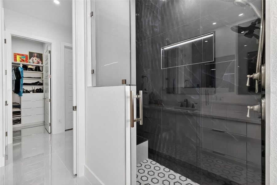 Furnished interior view inside a new home in , Cape Coral (Image 40).