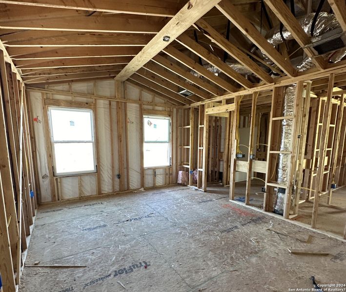Image 12 of a home in Mission Del Lago.