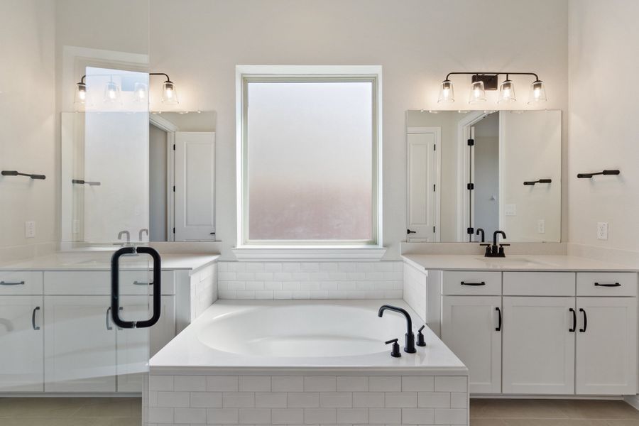 Representative furnished interior of a home built from the Sawgrass by Ashton Woods in Berry Creek Highlands, Georgetown (Image 15). Representative furnished interior of a home built from the Sawgrass by Ashton Woods in Berry Creek Highlands, Georgetown (Image 15).