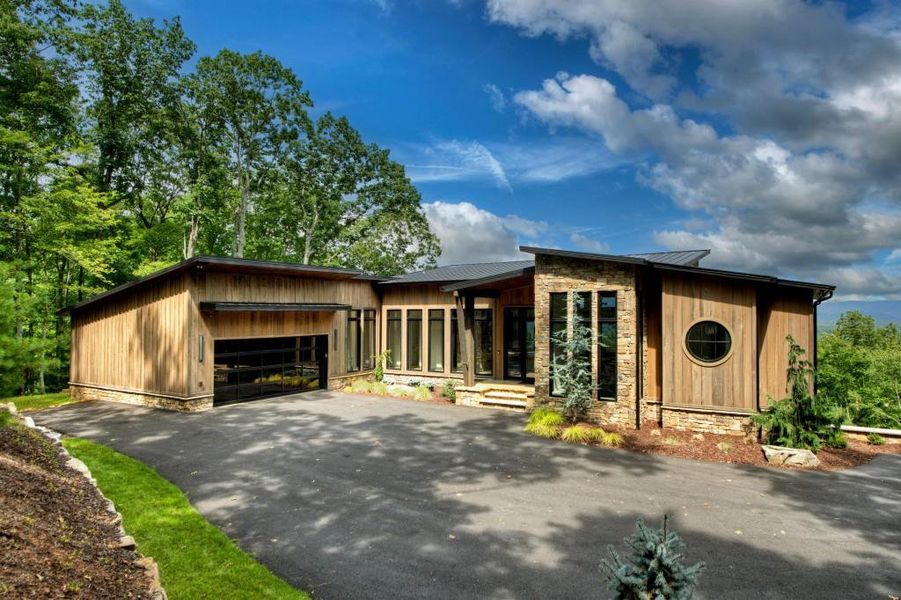 Community amenities in , Blue Ridge (Image 53).
