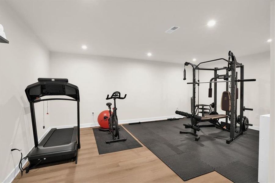 Image 91 of a home in .