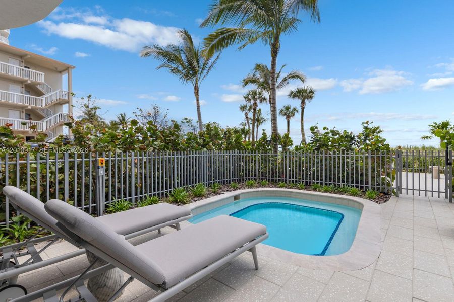 Community amenities in Casamar, Pompano Beach (Image 60).