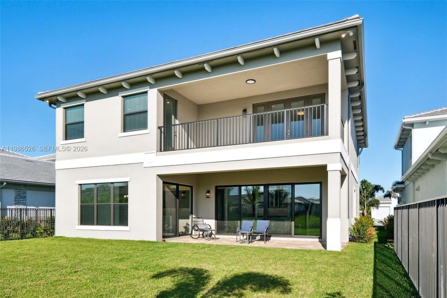 Exterior details and patio area of a home in , Palm Beach Gardens (Image 32).