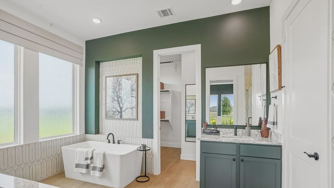 Representative furnished interior of a home built from the Sydney by Chesmar Homes in Westland Ranch, League City (Image 42).