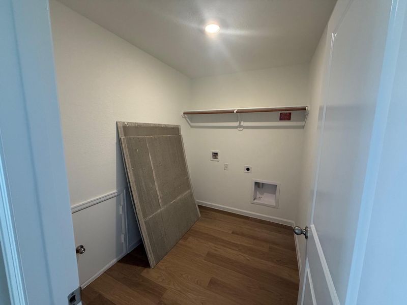 Spacious, unfurnished interior of a new home in Midtown Reserve, College Station (Image 13).