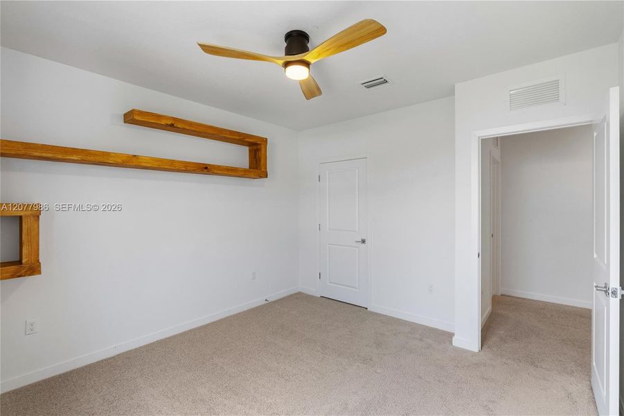 Spacious, unfurnished interior of a new home in Parker Pointe, Homestead (Image 28). Spacious, unfurnished interior of a new home in Parker Pointe, Homestead (Image 28).